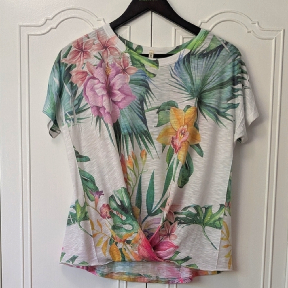 Tryst women Floral White Wrap Blouse Short Sleeve Boxi Size S Spring Summers